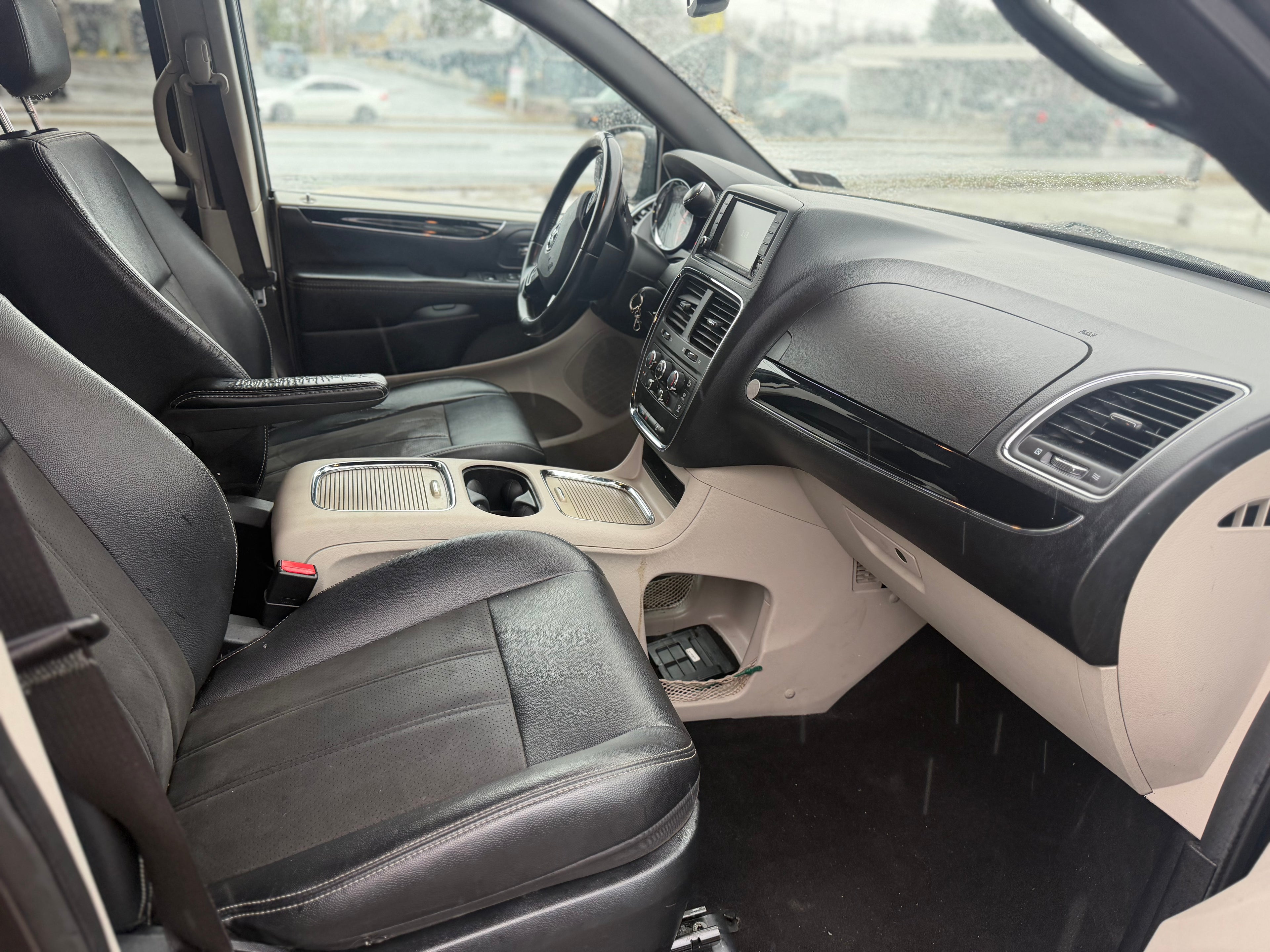 2019 dodge grand caravan