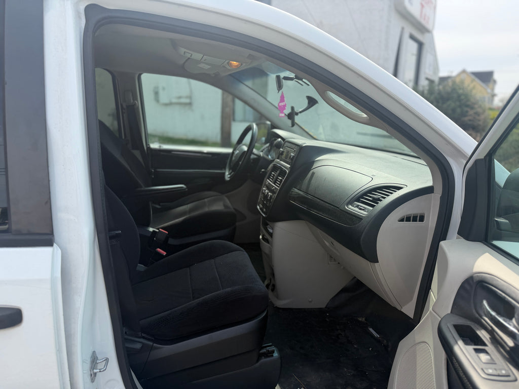 2014 Dodge Ram Cargo
